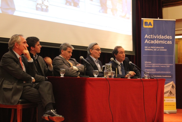  SE REALIZ� UNA CONFERENCIA SOBRE PPP