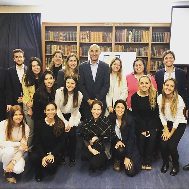 CONFERENCIA -VIGENCIA Y ACTUALIDAD DEL MODELO DE NEGOCIACI�N DE HARVARD